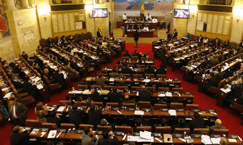 El Senado colombiano citará al general Rubén Darío Alzate. Foto: EFE