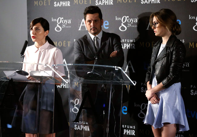 Las actrices Marián Álvarez (i) y Blanca Suárez y el director Kike Maíllo, en el anuncio de los nominados a la 29 edición de los Premios Goya. Foto: EFE