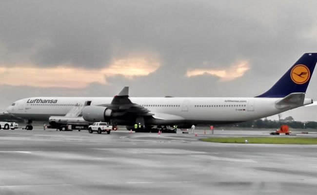 Avión de alemana Lufthansa sufre percance en Bogotá en el despegue. Foto: Twitter