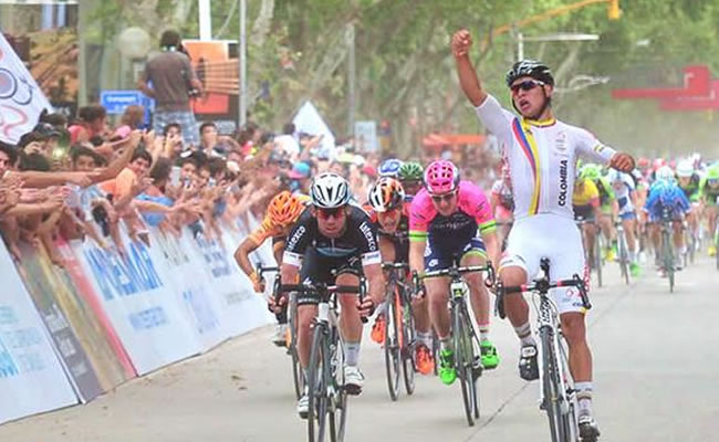 El ciclista colombiano Fernando Gaviria. Foto: Twitter