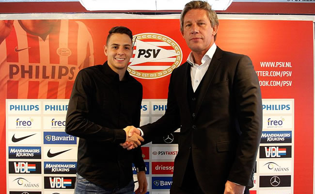 Santiago Arias renueva con el PSV Eindhoven hasta 2019. Foto: Twitter