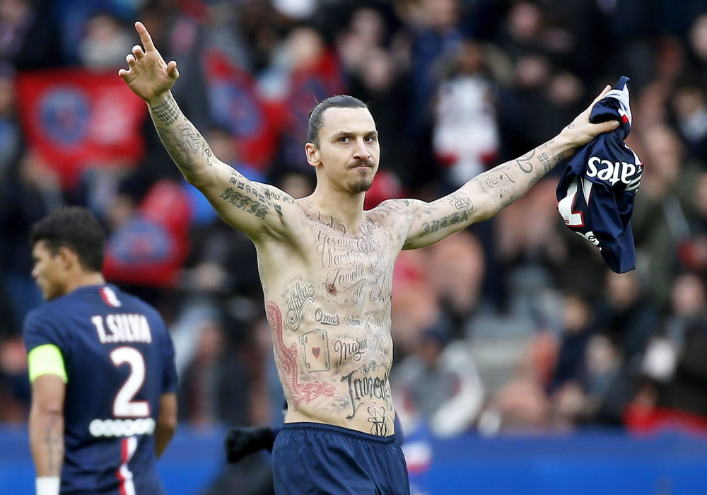 El atacante sueco del París Saint-Germain Zlatan Ibrahimovic presentó la campaña de apoyo al Programa Mundial de Alimentos de las Naciones Unidas (PMA). Foto: EFE