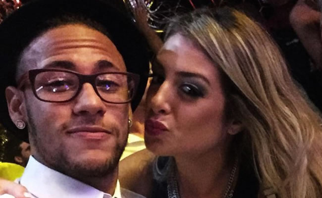 Neymar es la estrella de la fiesta de su hermana en discoteca de Sao Paulo. Foto: Twitter