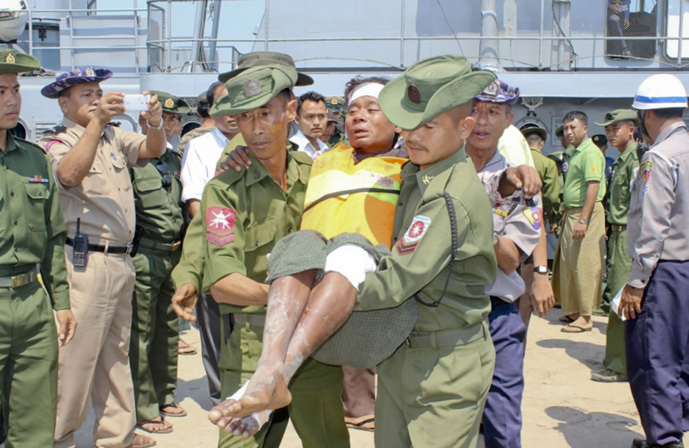 Al menos 60 muertos al hundirse un barco en Birmania. Foto: EFE