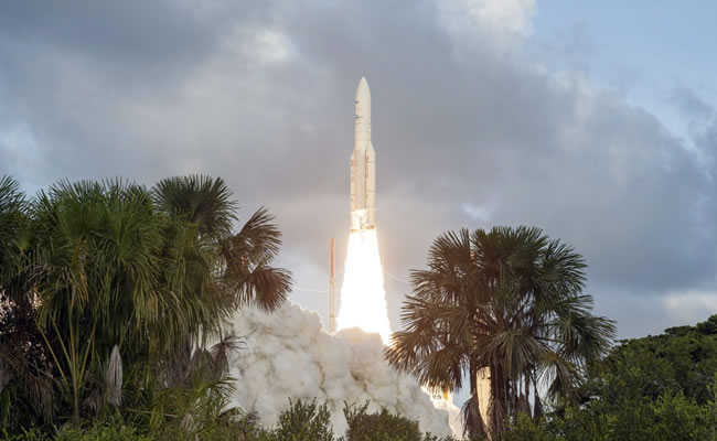 Arianespace lanza al espacio un cohete dos satélites. Foto: EFE