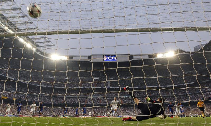 Real Madrid quedó eliminado en la Liga de Campeones al empatar con la Juventus. Foto: EFE
