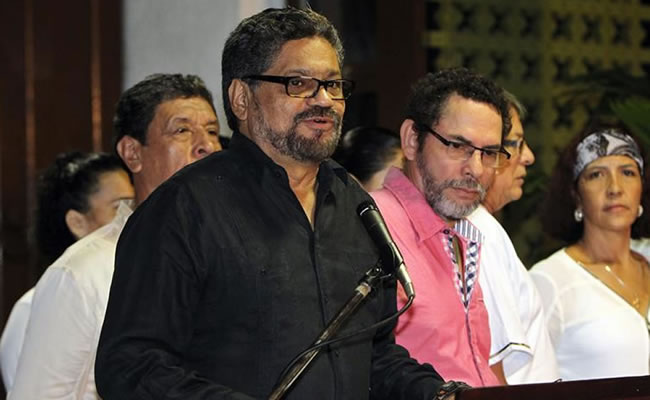 El jefe negociador de las FARC, alias "Iván Márquez". Foto: EFE