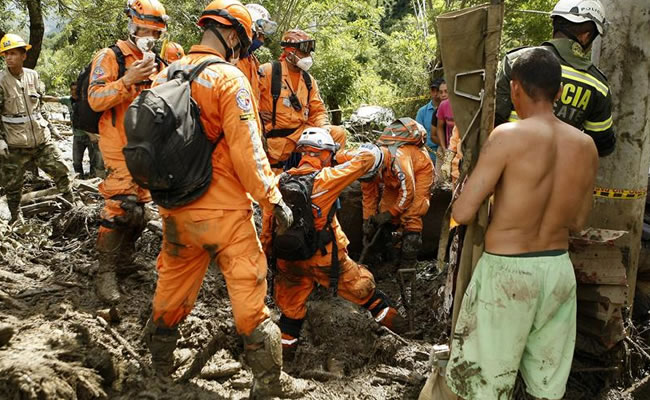 El número de muertos por la avalancha en Salgar, en el departamento de Antioquia, ascendió a 78. Foto: EFE