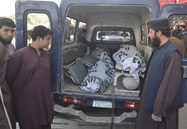 20 Muertos en doble secuestro de autobuses en Pakistán. Foto: EFE