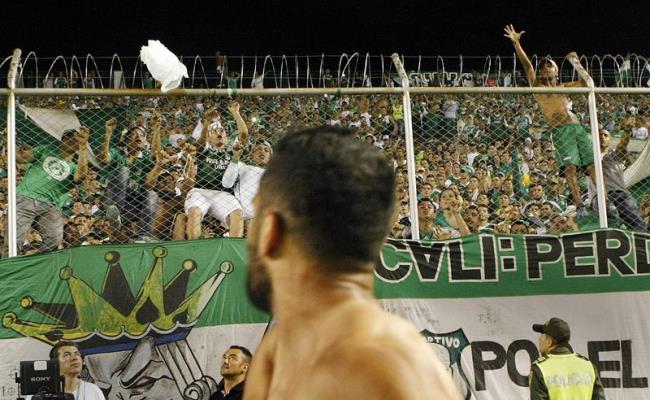 Deportivo Cali fue castigado por culpa de sus propios hinchas. Foto: EFE