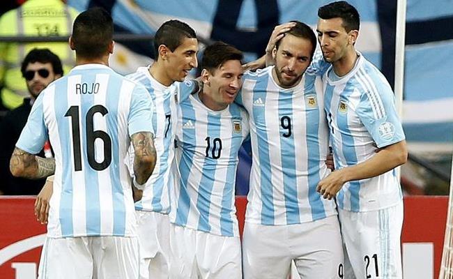 Gonzalo Higuaín hizo el único gol del partido. Foto: EFE
