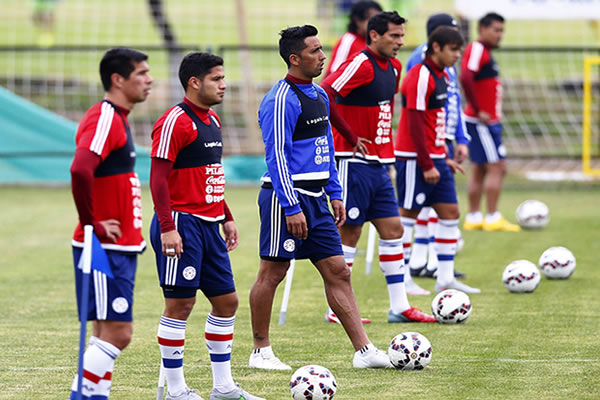 Paraguay entrenando. Foto: EFE