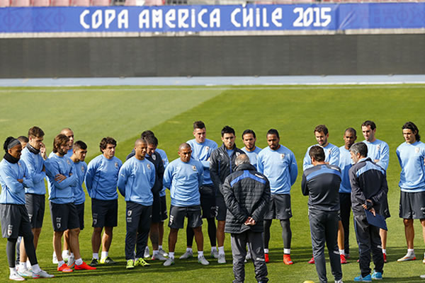 Selección de Uruguay en entrenamiento. Foto: EFE