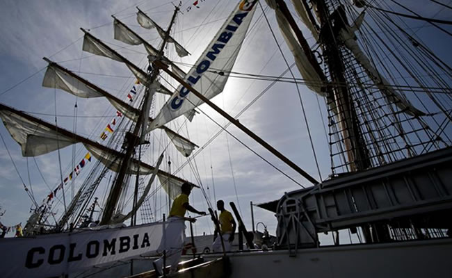 El 'Gloria', con 149 personas a bordo, recorrerá 12 puertos en 174 días de navegación. Foto: EFE
