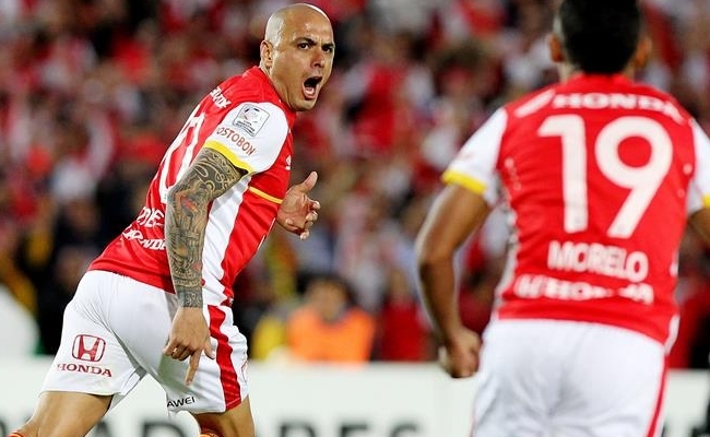 Ómar Pérez y el resto de titulares fueron reservados para la Sudamericana. Foto: EFE