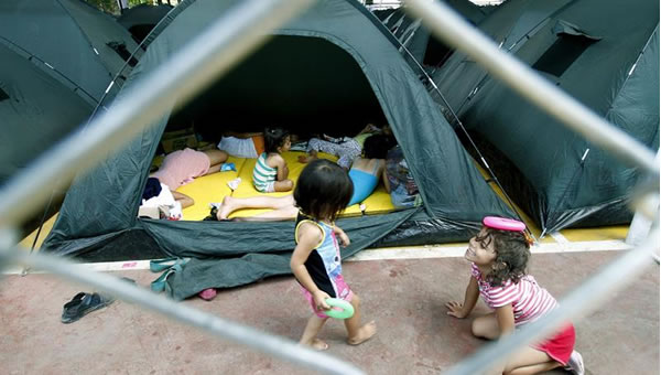 Niños en albergues de Cúcuta, tras deportación de Colombianos de Venezuela. Foto: EFE