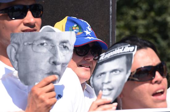 Movilización de venezolanos en favor de Leopoldo López. Foto: EFE