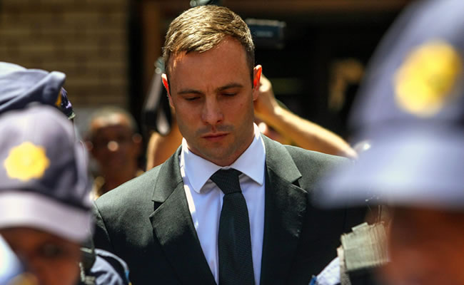 Oscar Pistorius ha salido de la cárcel pero seguirá cumpliendo su condena en arresto domiciliario. Foto: EFE