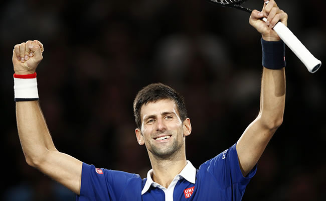 Novak Djokovic feliz por su temporada histórica este 2015. Foto: EFE