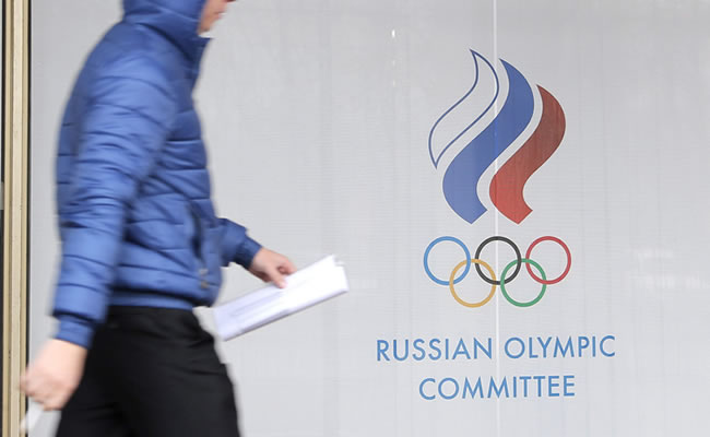 Un comité de la Agencia Mundial Antidopaje pidió la suspensión de la Federación Rusa de Atletismo por esconder casos de dopaje. Foto: EFE