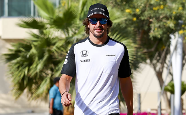 Fernando Alonso espera ser más competitivo en 2016. Foto: EFE