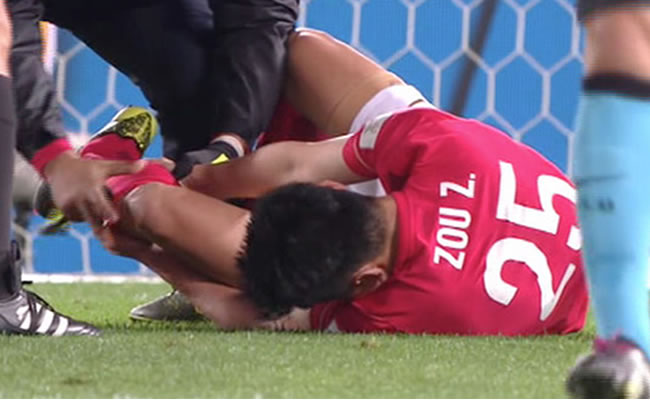El momento de la lesión de Zou Zheng. Foto: Youtube