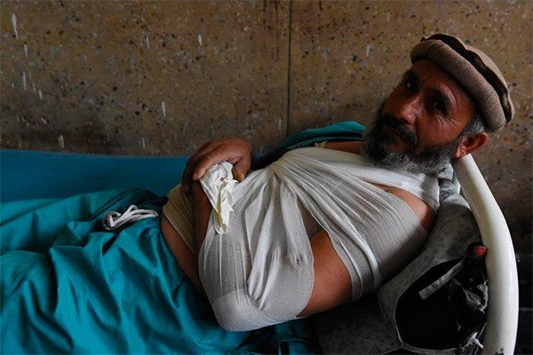 Heridos de sismo en Afghanistan. Foto: EFE