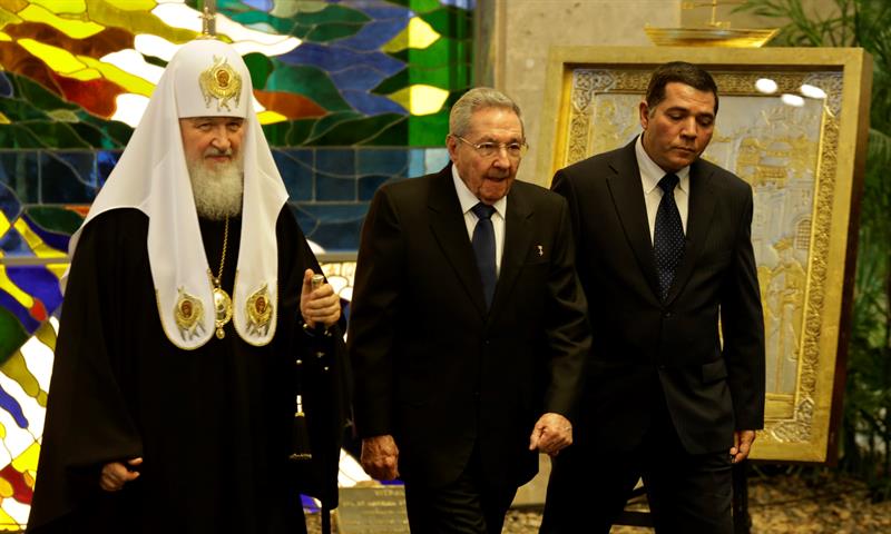 Francisco I, Cirilo I y Raúl Castro se reunieron en Cuba. Foto: EFE