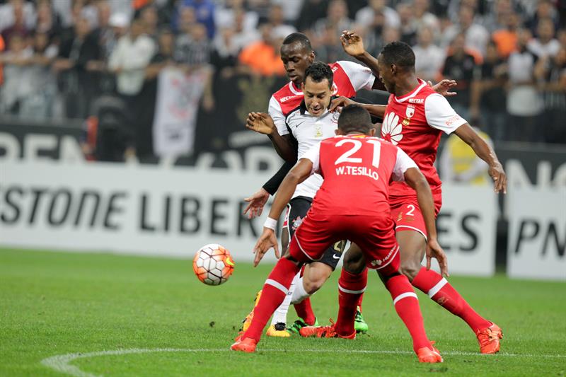 Independiente Santa Fe perdió 1-0 en su visita a Corinthians de Brasil. Foto: EFE