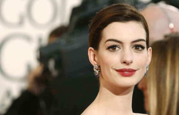 Anne Hathaway dio a luz a su primer hijo. Foto: EFE