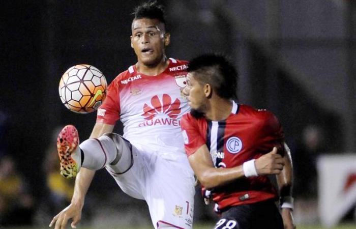 Santa Fe perdió 1-0 ante Cerro Porteño en Paraguay y quedó eliminado. Foto: EFE