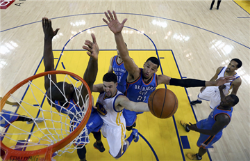 NBA: Curry vence a Durant y se las verá con LeBron