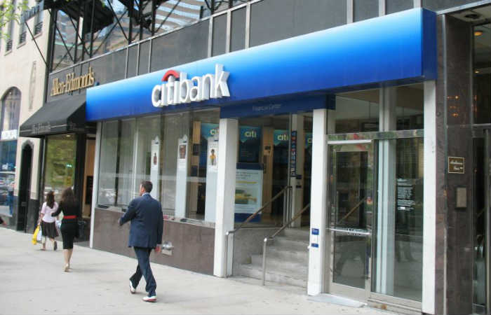 Citibank ha indicado que en 30 días cerrará las cuentas. Foto: EFE