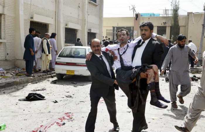 El atentado suicida ocurrió en el Hospital Civil de Quetta. Foto: EFE