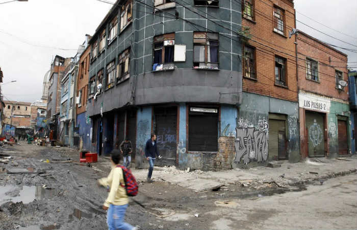 Calle del Bronx en el centro de Bogotá. Foto: EFE