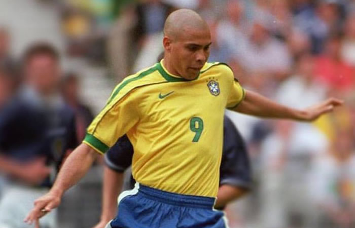 El ex jugador brasileño manifestó cuál es su once histórico. Foto: Facebook