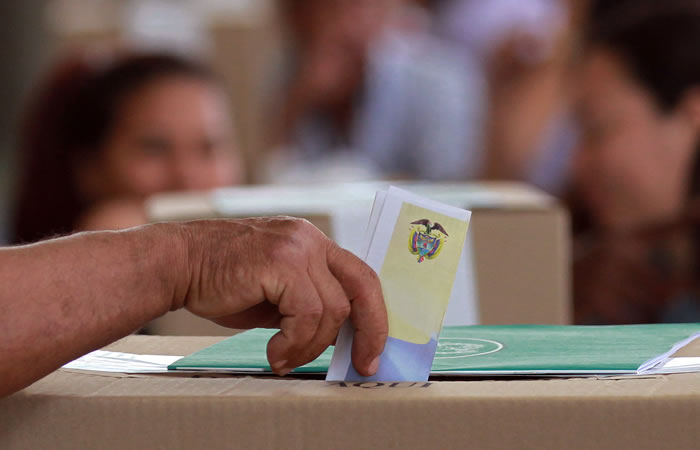 Votaciones por el plebiscito para la paz en Colombia. Foto: EFE
