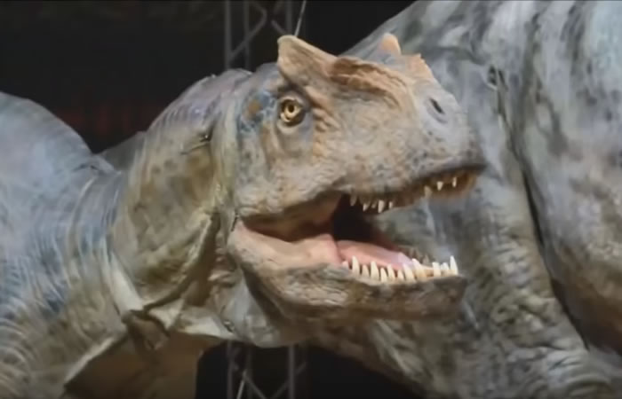 Japón presenta robots dinosaurios bastante cercanos a la realidad. Foto: Youtube