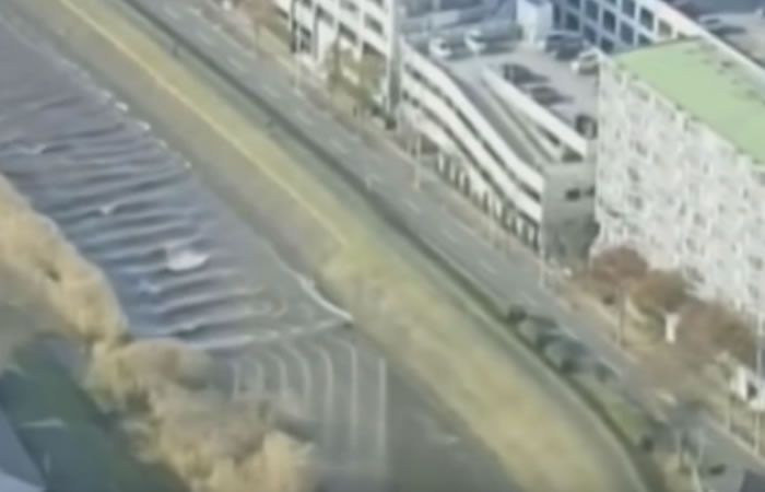 Tsunami en Japón. Foto: Youtube