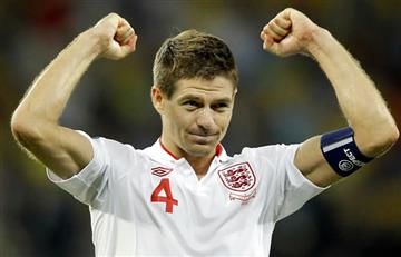 Steven Gerrard le dice adiós al fútbol