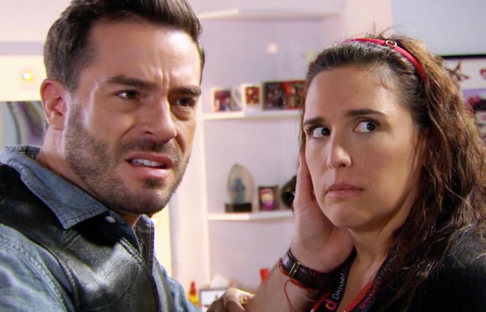 Juan Pablo Espinosa y Angélica Vale, protagonistas de "La Fan". Foto: Twitter