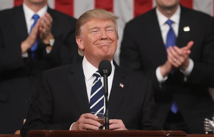 Trump en su primer discurso ante el congreso. Foto: EFE