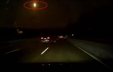 Meteorito cerca a Detroit ilumina el cielo y causa un pequeño temblor
