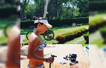 Video: Mariana Pajón lava su bicicleta y deja ver su atlético cuerpo