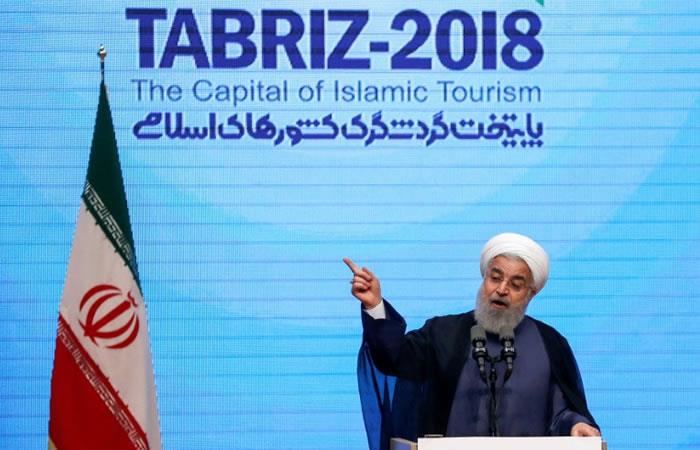 El presidente iraní Hasan Rohani, en Tabriz el 25 de abril de 2018, excluyó toda renegociación del acuerdo nuclear de 2015. Foto: AFP
