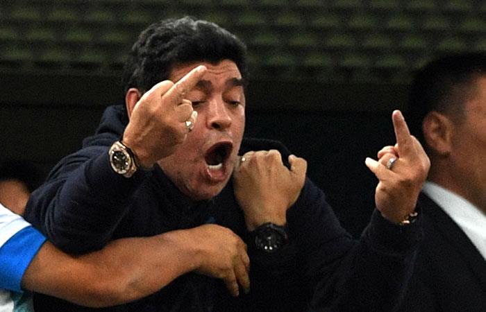 Diego Armando Maradona y su "show" en pleno partido de Argentina. Foto: AFP