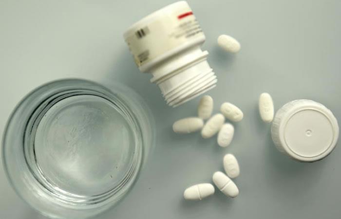 El Invima y farmacéuticas ordenaron retirar la medicina de forma preventiva por riesgo carcinógeno. Foto: AFP