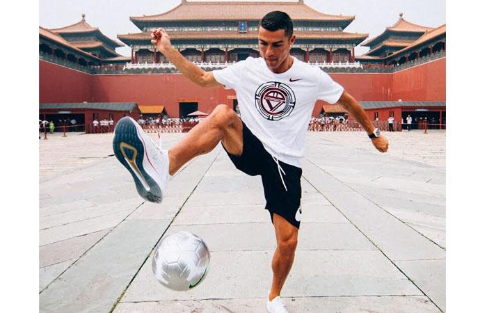 Cristiano Ronaldo en China. Foto: Twitter