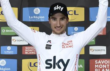 Ciclista es expulsado del Tour de Francia por agredir a compañero