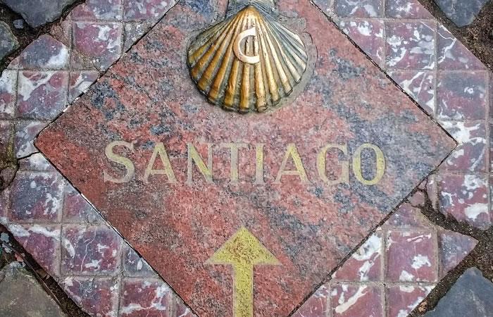 Cada año son miles los peregrinos que alcanzan la Catedral de Santiago de Compostela. Foto: Pixabay